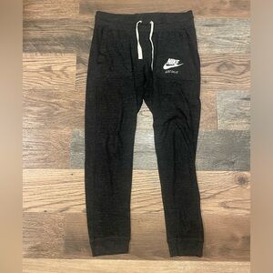 Nike joggers